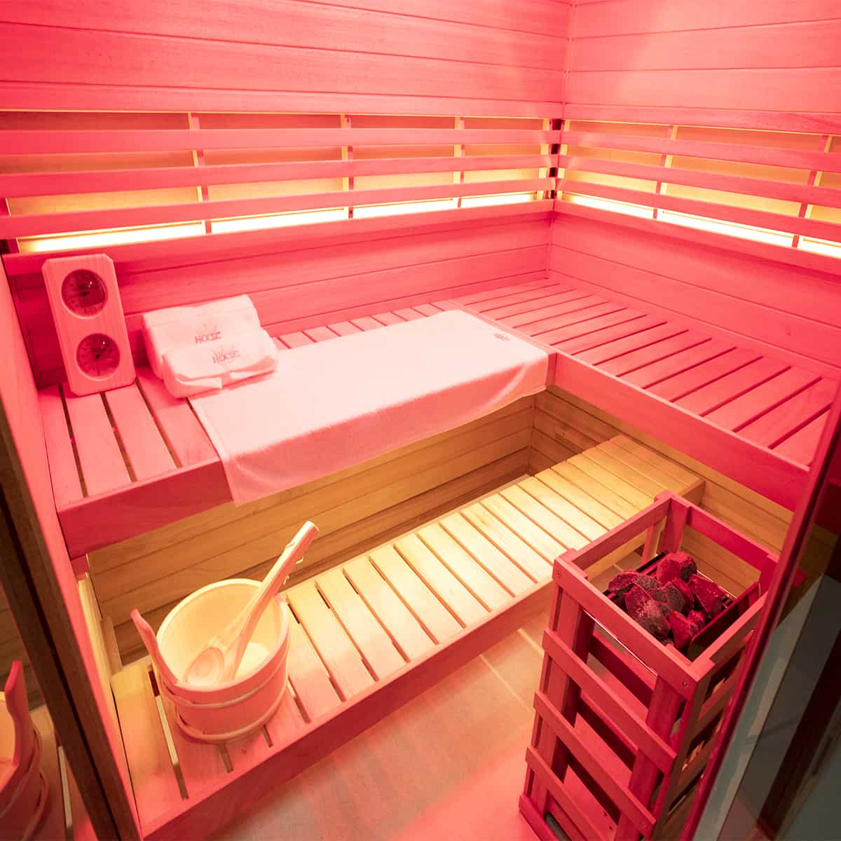 HKXSC 704ST 4 Person Negative Ion Steam Sauna | Resistant to pests | Mahogany | Wide Vision-Lay-Flat HKXSC-SAUNA