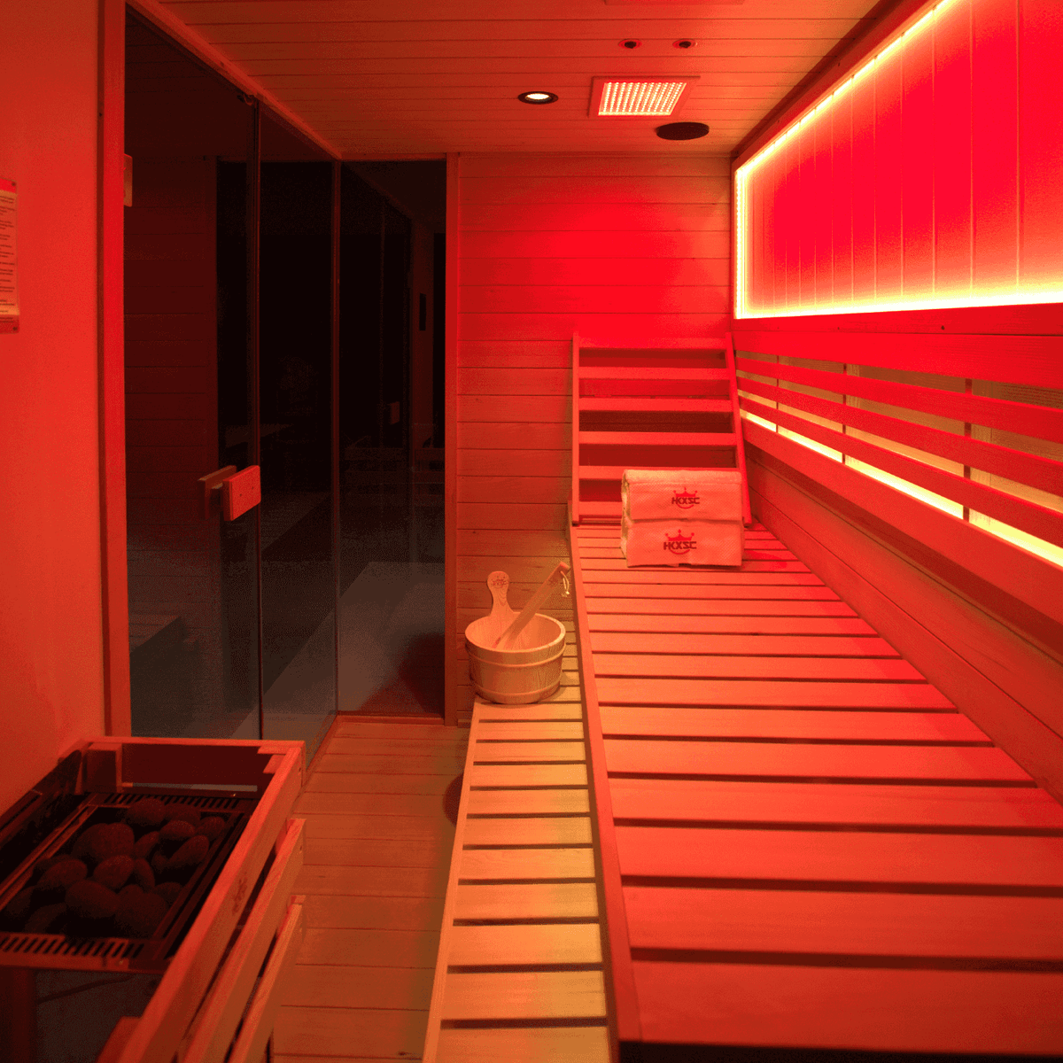 HKXSC 703SHU indoor sauna with deep-heat steam and red light supporting metabolism and calorie burn